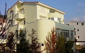 Apartments Luka 3