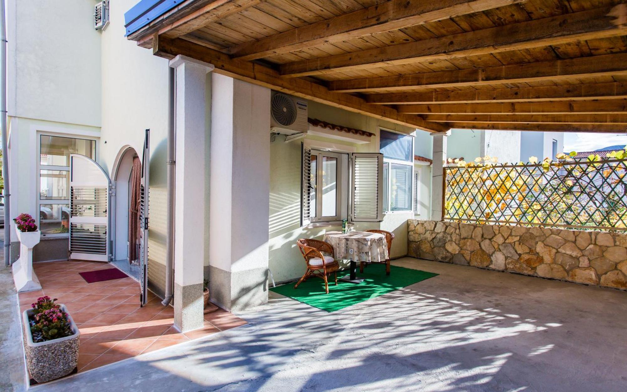 Apartments Luka 3 Baška Exterior foto